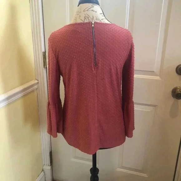 W-5 top / women’s sz sm 3/4 sleeves - Picture 2 of 3